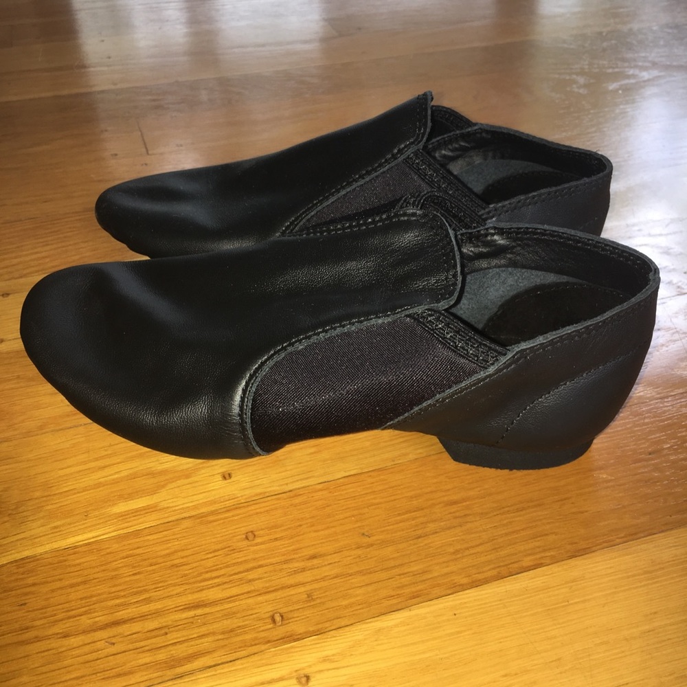 Capezio Dance Shoes - Black - 5 - New In Box